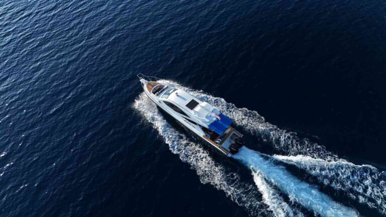 Komodo 1 day trip by fast boat