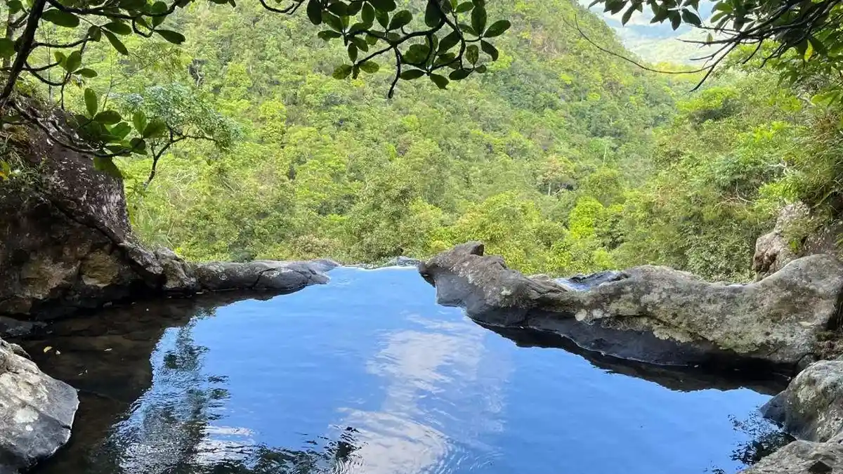 Waterfall and Melo Village Tour 1 Day